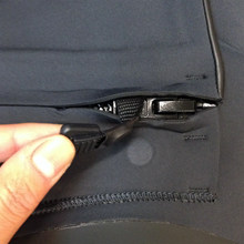 Xcel Magnetic Zip Closure